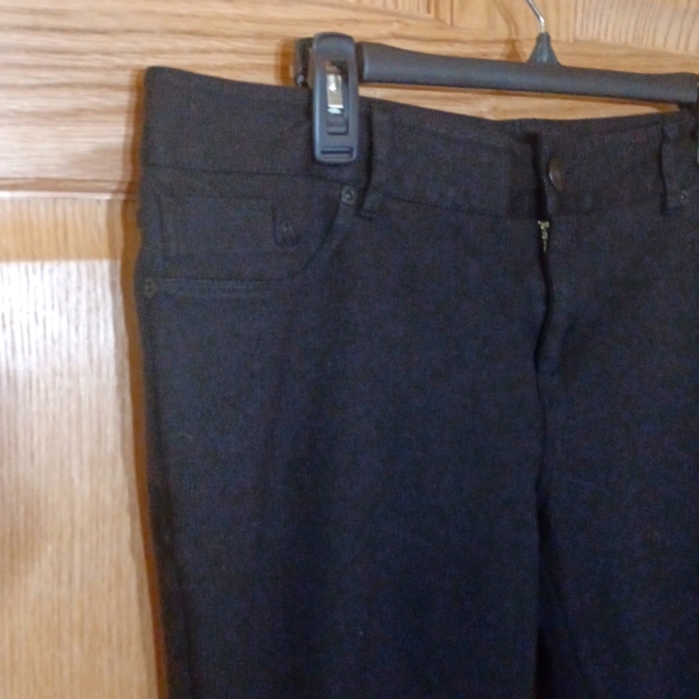 Sz XL Jet Black Capri Jeggings by Maurices - Picture 2 of 10